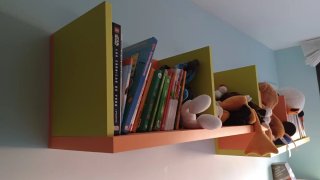 Cama infantil con cajones y cabecero