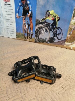 Pedales VP-893 giro superior 275 grs bici