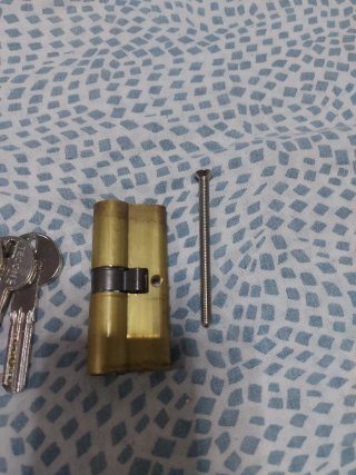 Bombín de seguridad latón + 4 llaves