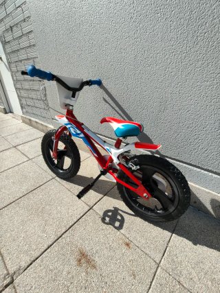 Bicicleta infantil 14 roja y azul