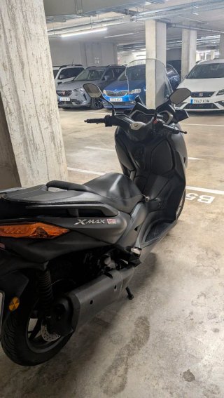 Yamaha Xmax 300 Negra/Gris