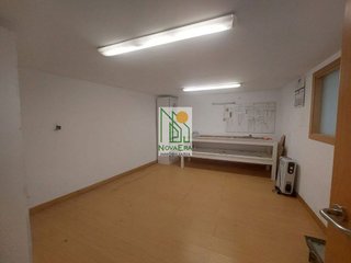 Local comercial en alquiler en Zona de Plaza de Barcelos en Pontevedra