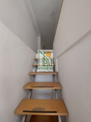 Local comercial en alquiler en Zona de Plaza de Barcelos en Pontevedra