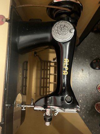 Máquina de coser Alfa