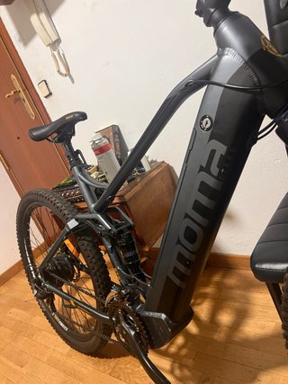 Bicicleta eléctrica Moma Bikes