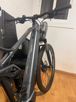 Bicicleta eléctrica Moma Bikes