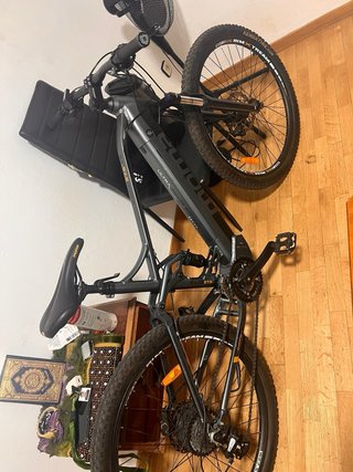 Bicicleta eléctrica Moma Bikes
