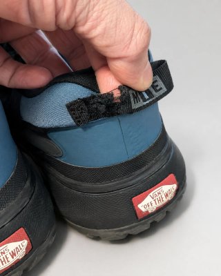 Zapatillas Vans MTE Azul y Negro