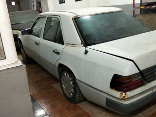 Mercedes-Benz Clase E 1993