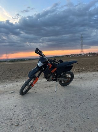 KTM EXC-F 250cc 4T Enduro Moto