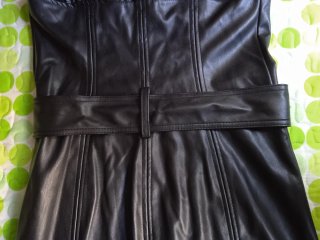 Vestido Negro Talla M efecto piel