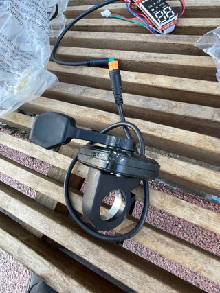Acelerador Pulgar Tipo 108X