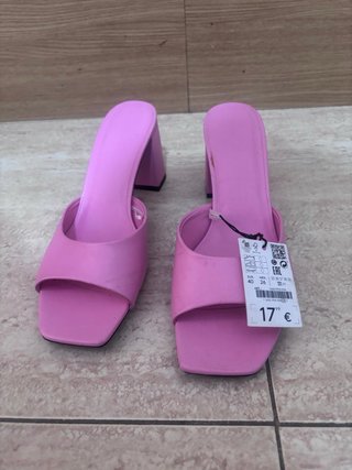 Tacones rosas talla 40