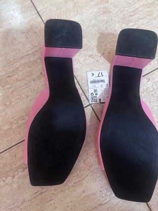 Tacones rosas talla 40