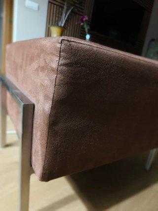 Taburete puff auxiliar marrón