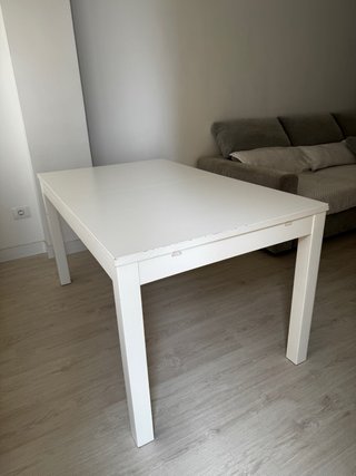 Mesa de comedor extensible blanca