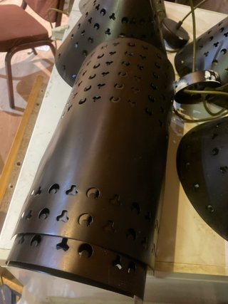 4 Lámparas de techo negras y doradas y 4 apliques