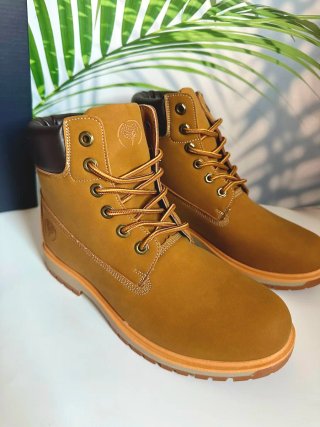 Botas hombre. Número  40