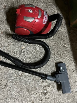 Aspiradora Solac Piccolo 1400W Roja