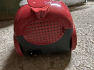 Aspiradora Solac Piccolo 1400W Roja