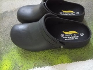 Zuecos Skechers Air-Cooled Talla 40