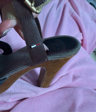 Sandalias Tommy Hilfiger Vaqueras talla 39