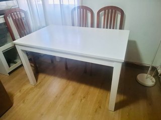 Mesa extensible blanca