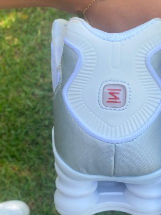 Nike Shox TL Dorado Blanco