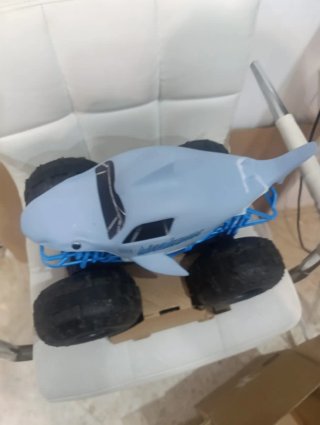 Monster Jam Monster Truck Teledirigido Megalodon