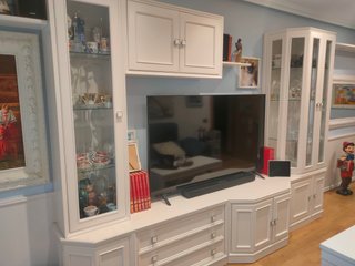 Mueble bar salón blanco