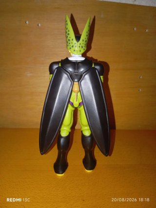Figura Célula Dragon Ball 30cm