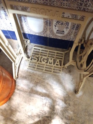 Máquina de coser SIGMA