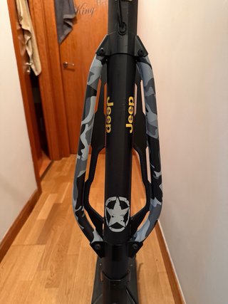 Patinete Eléctrico Jeep