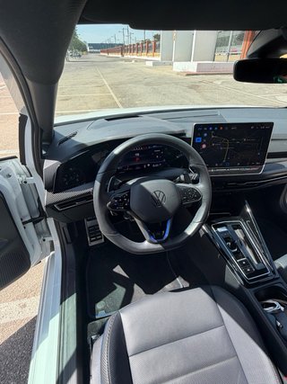 Volkswagen Golf 2025