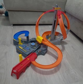 Pista Hot Wheels spin Stom
