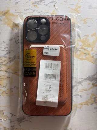 Funda iPhone 15 Pro Max con tarjetero