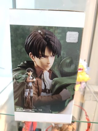 Figure Attack on Titan Levi Grandista Banpresto