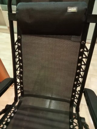 Silla reclinable negra