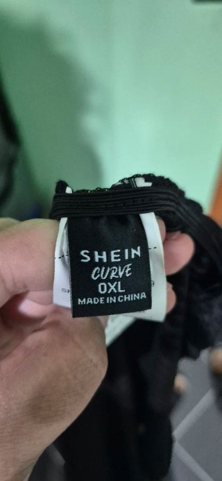 Abito Shein nero taglia 0XL curve