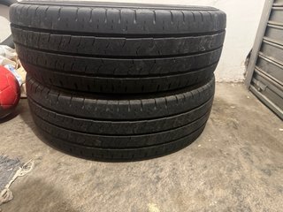 2 Ruedas Maxxis y 2 Kumho