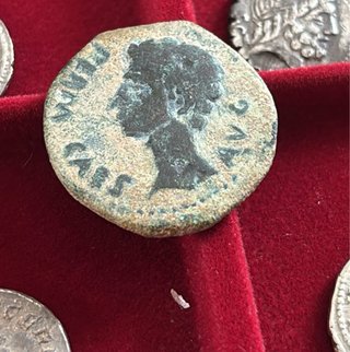 Moneda Romana Colonia Patricia