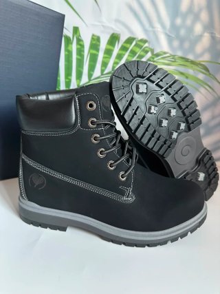 Botas hombre. Número 43
