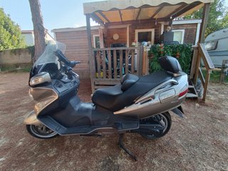 Suzuki Burgman 650 executive abs
