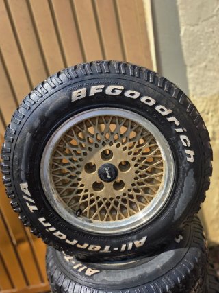 2 Llantas Jeep