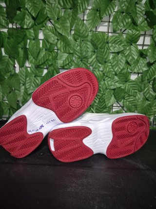 Jordan Max Aura 6 GS White Gym Red FQ8297-106