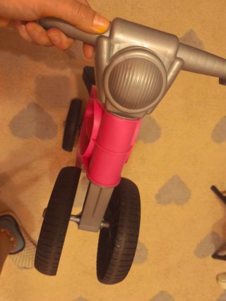 Bicicleta de aprendizaje rosa para niñas