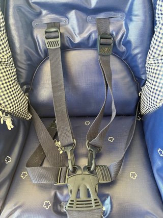 Trona reclinable y ajustable en altura