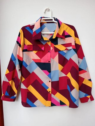 Camisa estampada geométrica Shein Curve- Talla 0XL