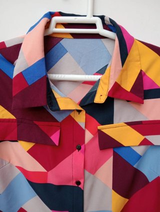 Camisa estampada geométrica Shein Curve- Talla 0XL