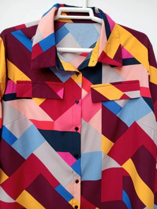 Camisa estampada geométrica Shein Curve- Talla 0XL